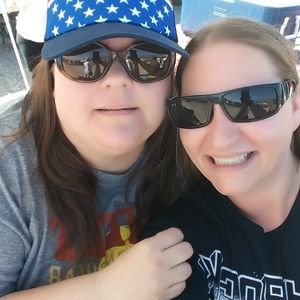 Meet your Posher, Christy